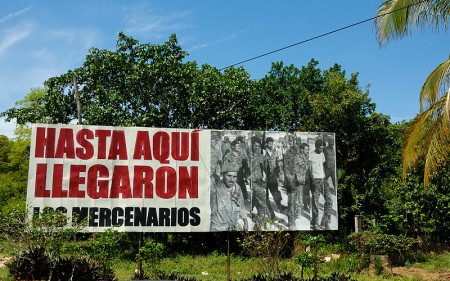 Camino de Playa Larga. Bahía de Cochinos. Abril 2010