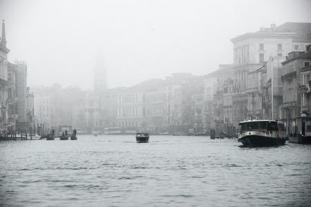 Gran canal en la niebla. enero 2011