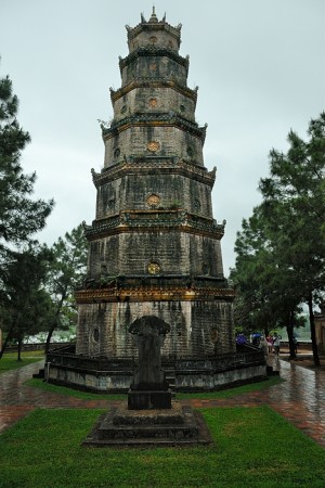 Pagoda Thien Mu, Húe, abril 2011