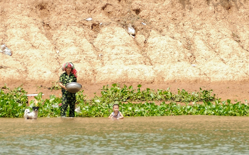 En la orilla del Mekong, Camboya abril 2011