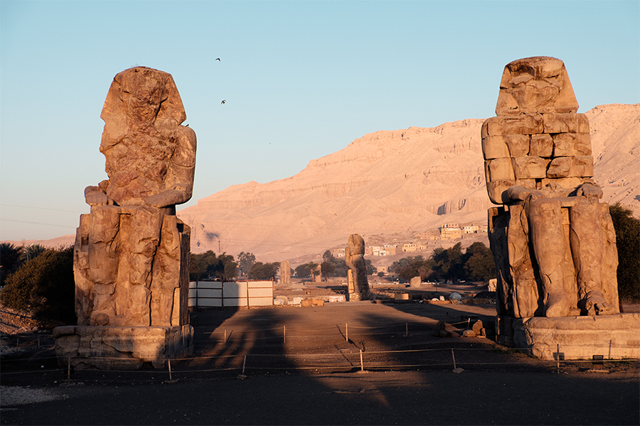 Los colosos de Memnon, diciembre 2014