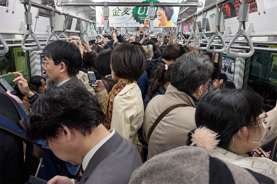 Metro de Tokio, abril 2017
