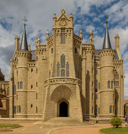 Palacio de Gaudí, Astorga, septiembre 2023