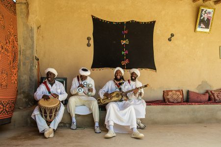 Músicos gnawa, Khamlia, abril 2025
