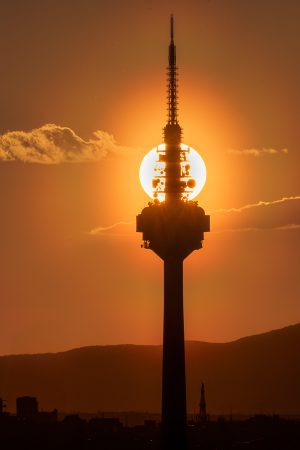 Sol y Pirulí II, Madrid, abril 2025