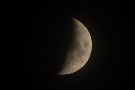 Última luna de primavera, junio 2026