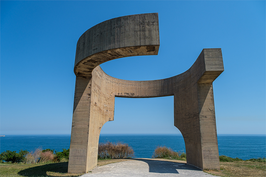 Elogio del horizonte, Gijón, julio 2026