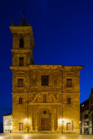 Iglesia de San Isidoro, Oviedo, julio 2026